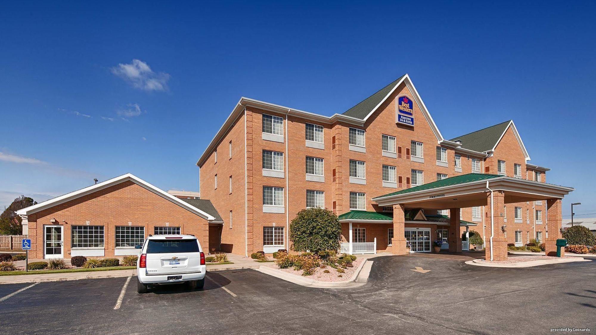 Best Western Executive Inn & Suites Grand Rapids Bagian luar foto