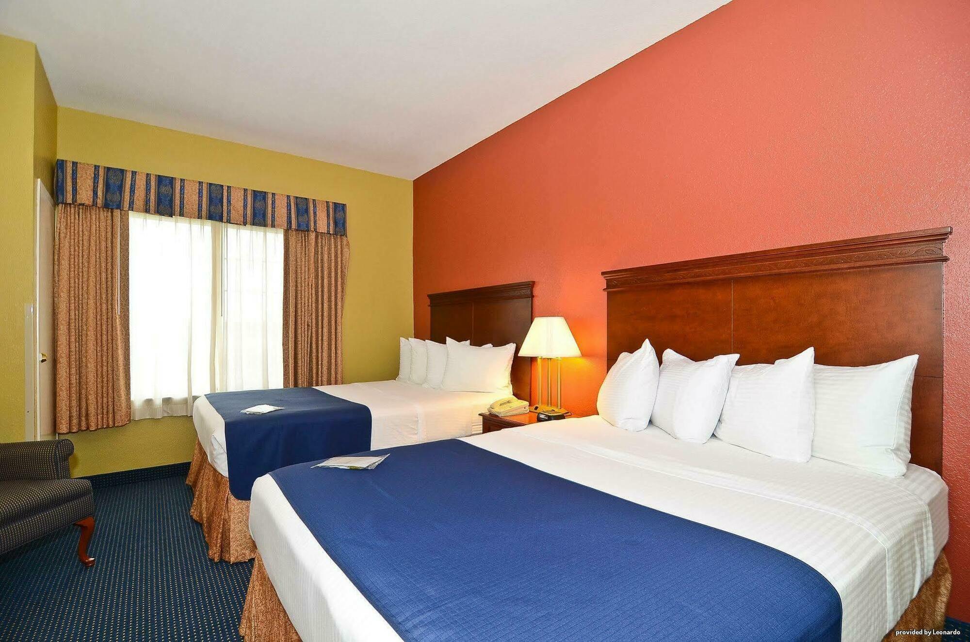 Best Western Executive Inn & Suites Grand Rapids Bagian luar foto